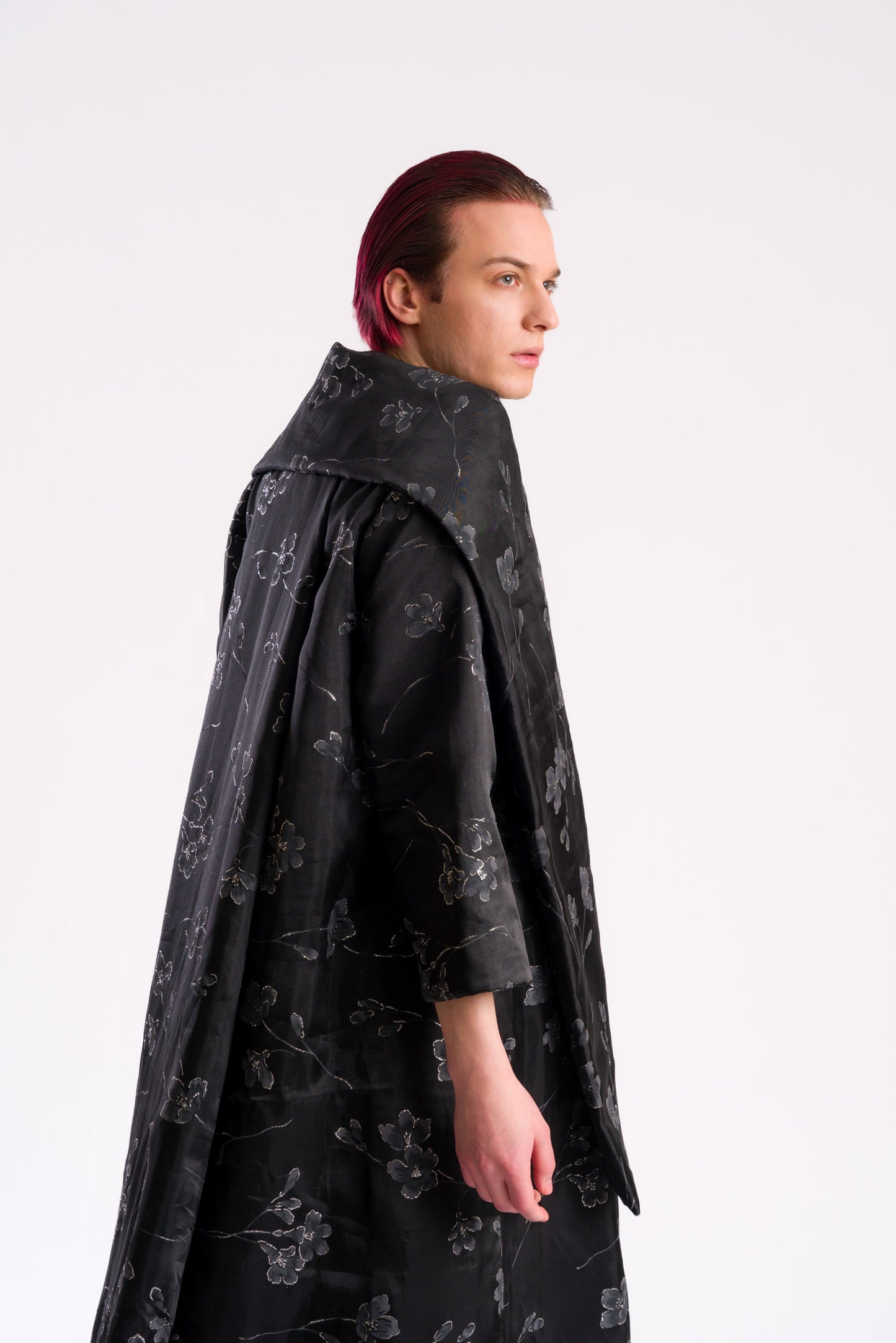 The floral jacquard kimono