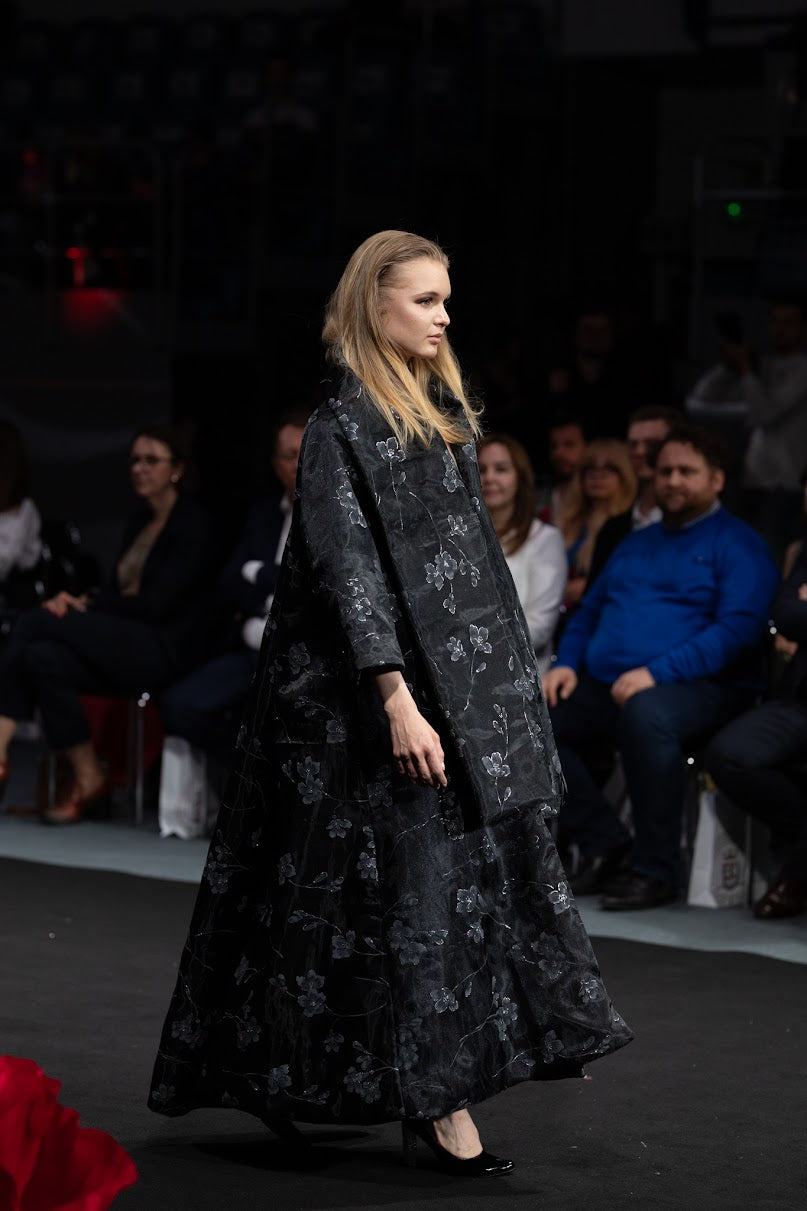 The floral jacquard kimono