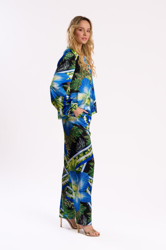 Satinhose mit leuchtendem Orchideen- und Blättermuster