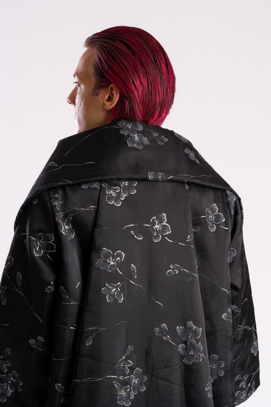 The floral jacquard kimono