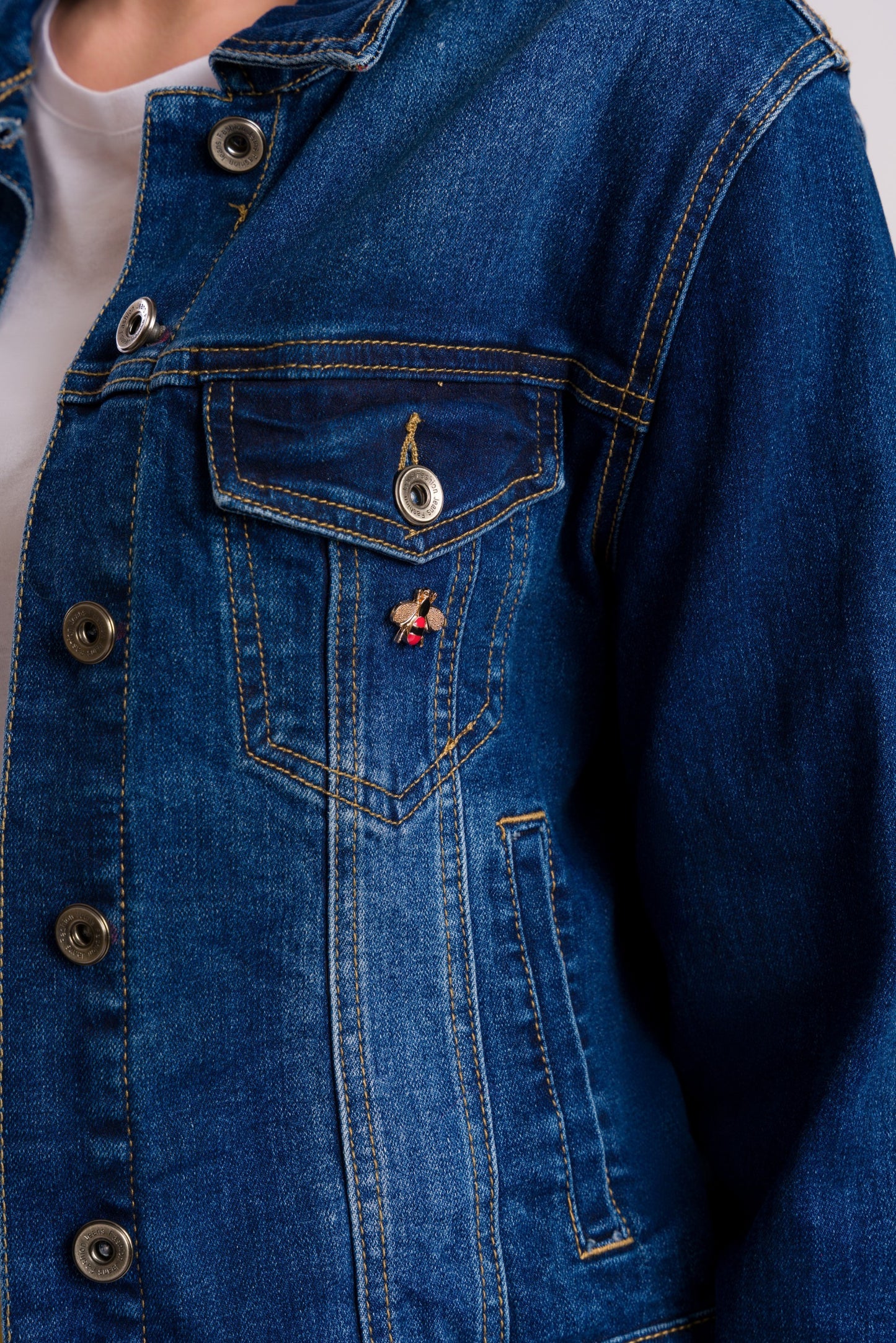 Pop - Art Woman "Oh WOW" denim jacket #recycled