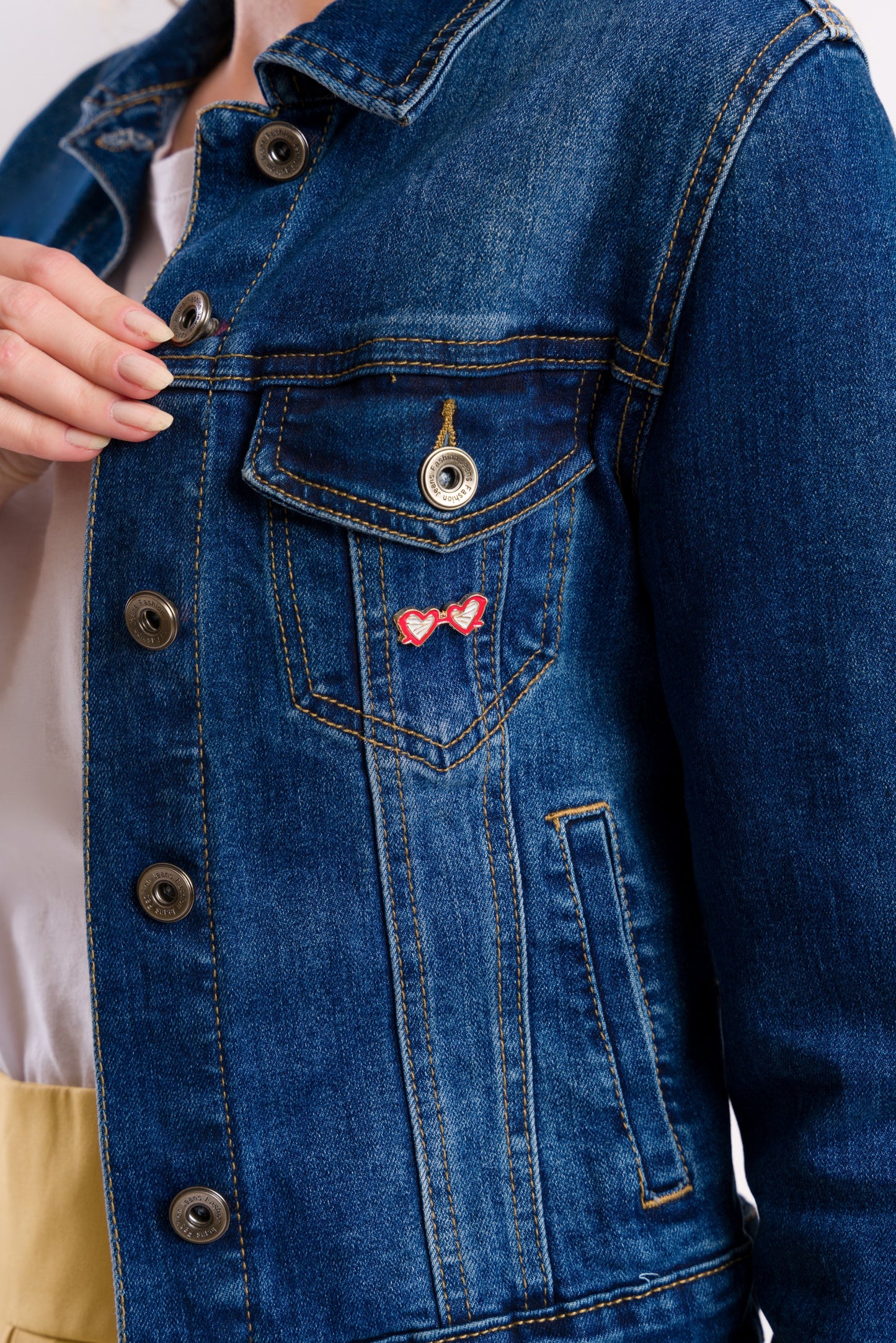 Pop - Art Girl "Look at me" denim jacket #recycled